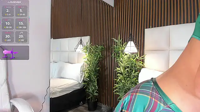 CailynBrowm online show from 10.22.25