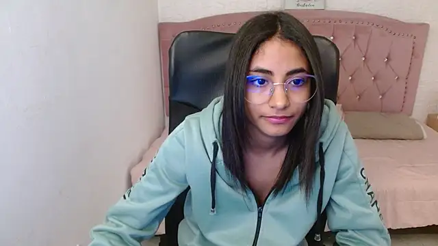 shaneelle online show from 02.13.25