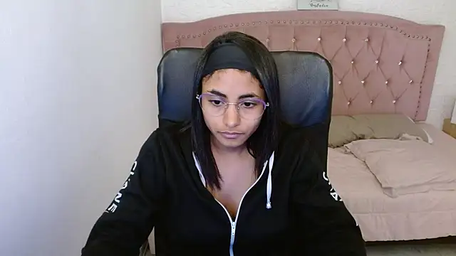 shaneelle online show from 03.05.25