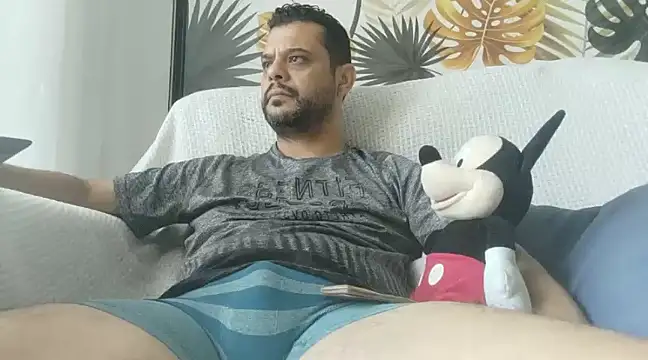 HornyBeachBoyBR online show from 02.10.25