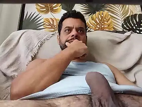 HornyBeachBoyBR online show from 11.12.25