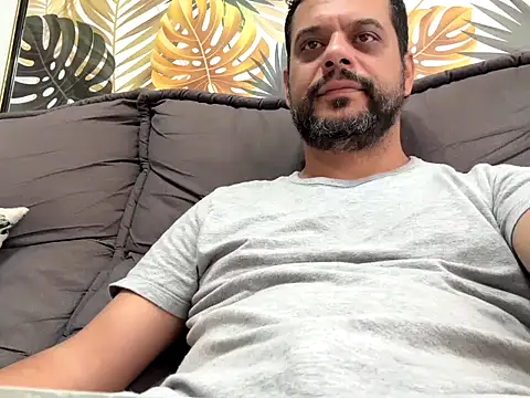 HornyBeachBoyBR online show from 05.09.26