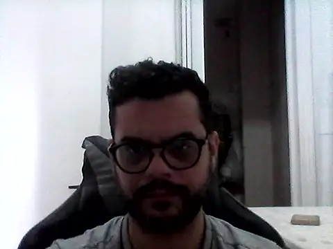 Snapshot of HornyBeachBoyBR chatting on 07.02.26 HornyBeachBoyBR online show from 07.02.26