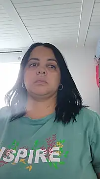 Snapshot of mia_donatto369 chatting on 08.04.26 mia donatto369 online show from 08.04.26