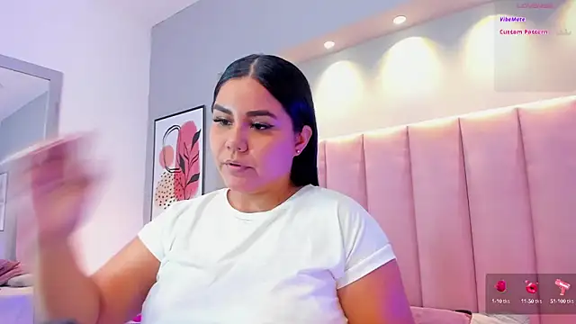 KeilyRoss online show from 10.11.25