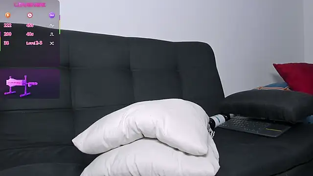 Snapshot of Jerry_woolley chatting on 11.26.25 Jerry woolley online show from 11.26.25