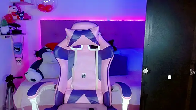 Kylie brokee online show from 12.17.24