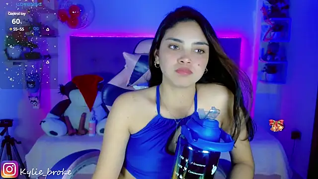 Kylie brokee online show from 12.20.24