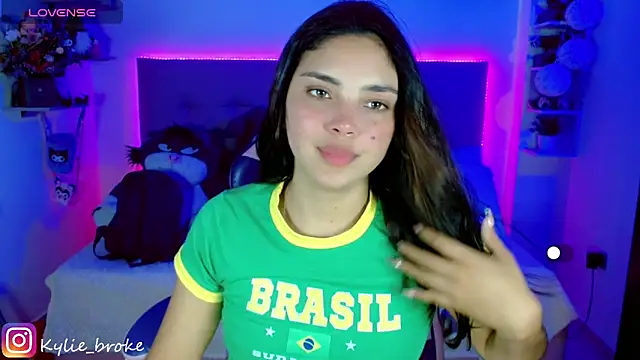 Kylie brokee online show from 12.27.24