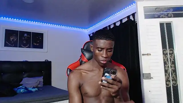 Snapshot of Couplex_sexx chatting on 03.05.26 Couplex sexx online show from 03.05.26