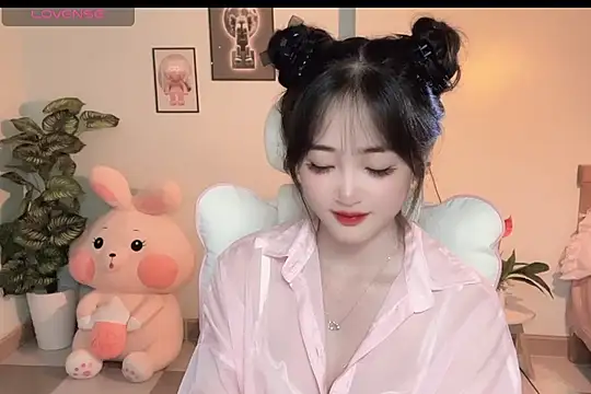  Aimy  online show from 10.17.25