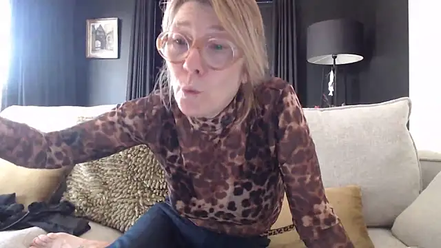 godinflower online show from 03.04.25