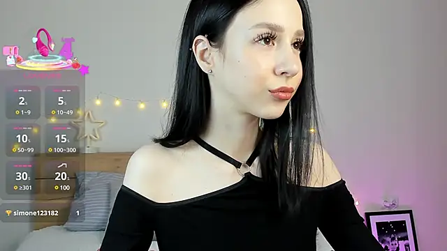 Amelia Martinz online show from 03.07.25