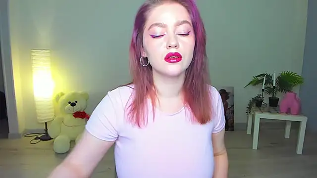 AidaPerry online show from 02.27.26