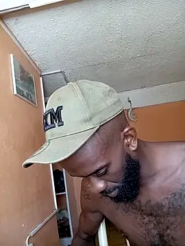 Snapshot of Papii97150 chatting on 11.01.25 Papii97150 online show from 11.01.25