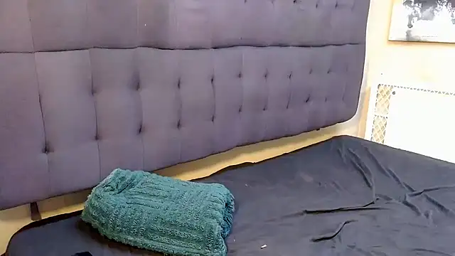 SpicyQueenxxxx online show from 12.21.25