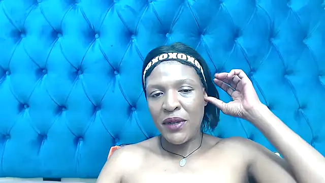 SpicyQueenxxxx online show from 04.03.26