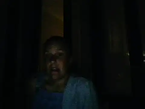 Snapshot of scrummymummy2 chatting on 10.22.25 scrummymummy2 online show from 10.22.25