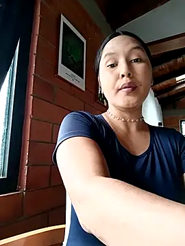 SamaraJay1 online show from 10.30.25