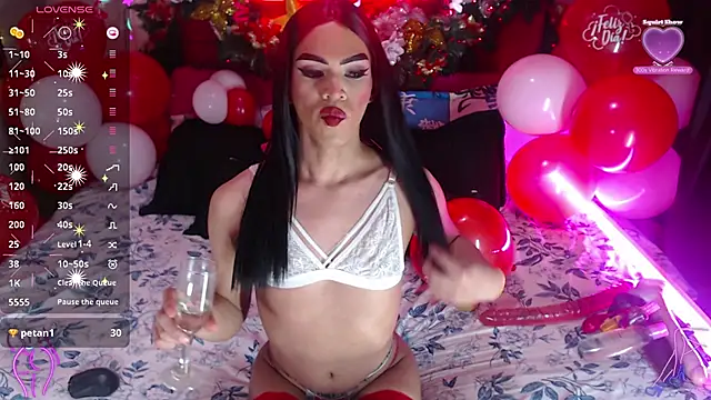 MARGOTFERRER online show from 02.15.25