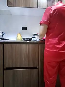 coral smitth online show from 10.27.25