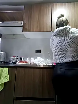 coral smitth online show from 11.13.25