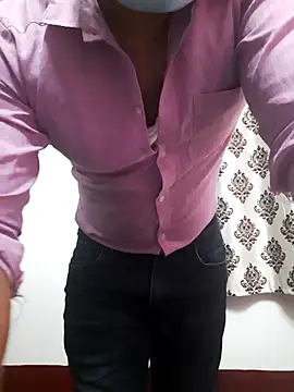 Guyinshortss online show from 04.03.26