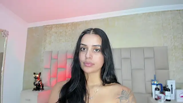 EmmaTorres  online show from 09.17.25