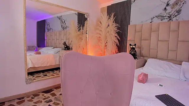 EmmaTorres  online show from 02.25.26