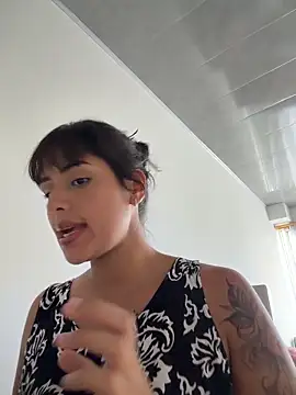 EmmaTorres  online show from 06.17.26