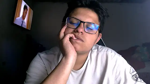 Snapshot of tatsumi_nao chatting on 11.01.25 tatsumi nao online show from 11.01.25