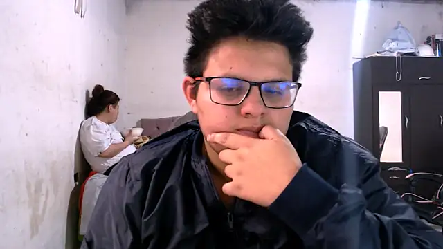 Snapshot of tatsumi_nao chatting on 11.23.25 tatsumi nao online show from 11.23.25