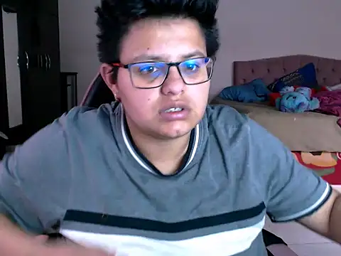 Snapshot of tatsumi_nao chatting on 12.02.25 tatsumi nao online show from 12.02.25