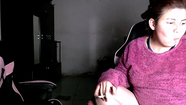 Snapshot of tatsumi_nao chatting on 12.03.25 tatsumi nao online show from 12.03.25