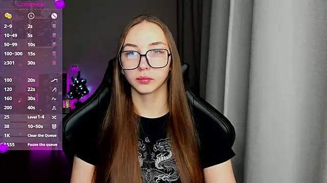Snapshot of Sm0ly chatting on 01.14.25 Sm0ly online show from 01.14.25