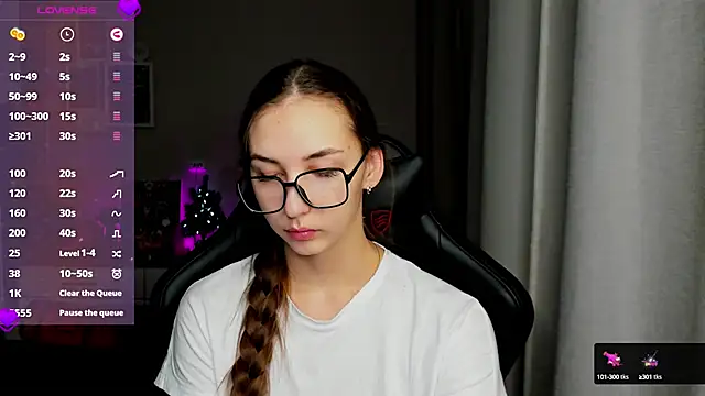 Snapshot of Sm0ly chatting on 01.23.25 Sm0ly online show from 01.23.25