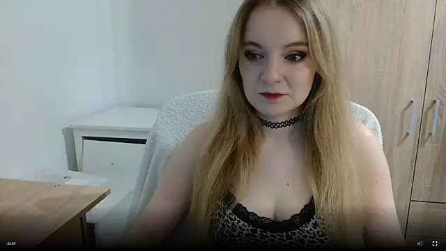 AlmaHoney online show from 03.10.26