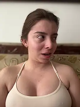 Snapshot of Cloew_Marz chatting on 11.10.25 Cloew Marz online show from 11.10.25