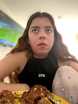 Snapshot of Cloew_Marz chatting on 11.29.25 Cloew Marz online show from 11.29.25