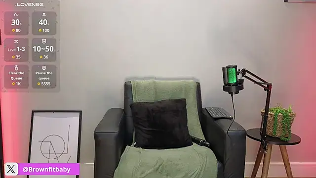 Brownfitbabyy online show from 01.07.25