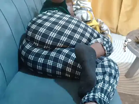 Snapshot of leslysexygirl chatting on 01.09.26 leslysexygirl online show from 01.09.26