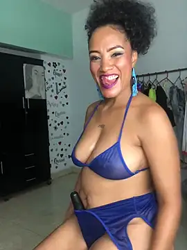 Snapshot of AdelaHaneix chatting on 12.15.24 AdelaHaneix online show from 12.15.24