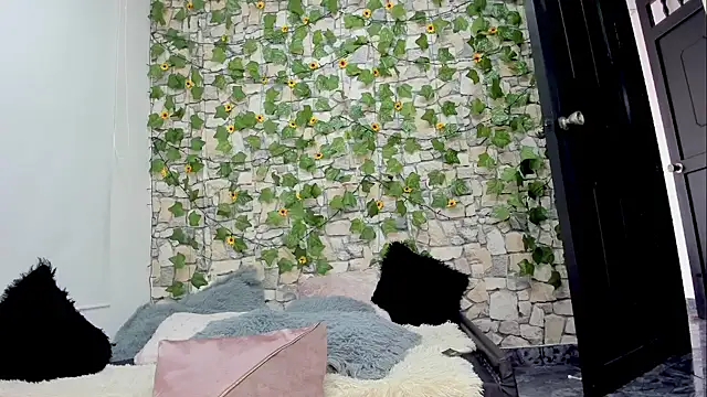 Snapshot of Pandora_gu chatting on 02.11.25 Pandora gu online show from 02.11.25