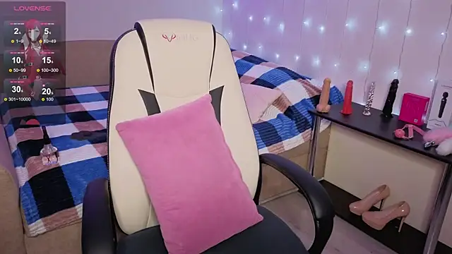 DeeDiamond online show from 12.02.25