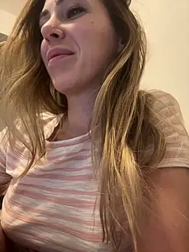 RaquelleDevon online show from 01.27.25