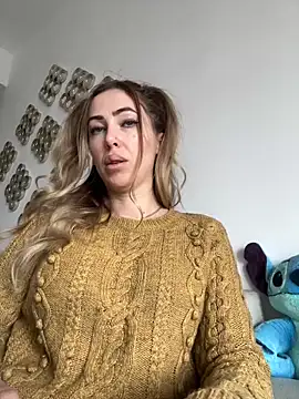 RaquelleDevon online show from 02.05.25