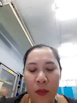 Snapshot of Benlla2802 chatting on 12.10.24 Benlla2802 online show from 12.10.24