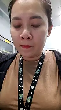 Snapshot of Benlla2802 chatting on 12.10.24 Benlla2802 online show from 12.10.24