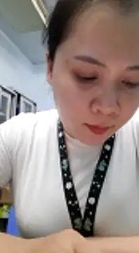 Snapshot of Benlla2802 chatting on 12.13.24 Benlla2802 online show from 12.13.24