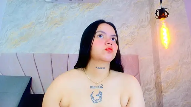 Snapshot of Mia_candy_0 chatting on 06.26.26 Mia candy 0 online show from 06.26.26